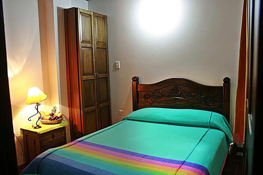 Geranios Homestay *